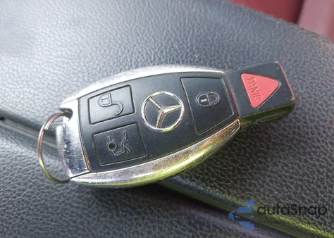 2013 Mercedes-Benz E 350 from USA, damaged, VIN WDDKJ5KBXDF192120
